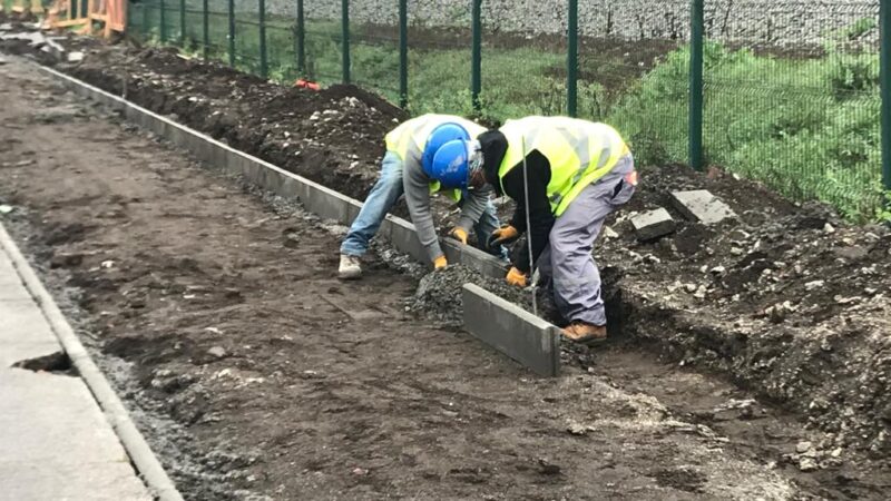 Minvu supervisa construcción de anhelada ciclovía en el sector Alemparte de Hualpén