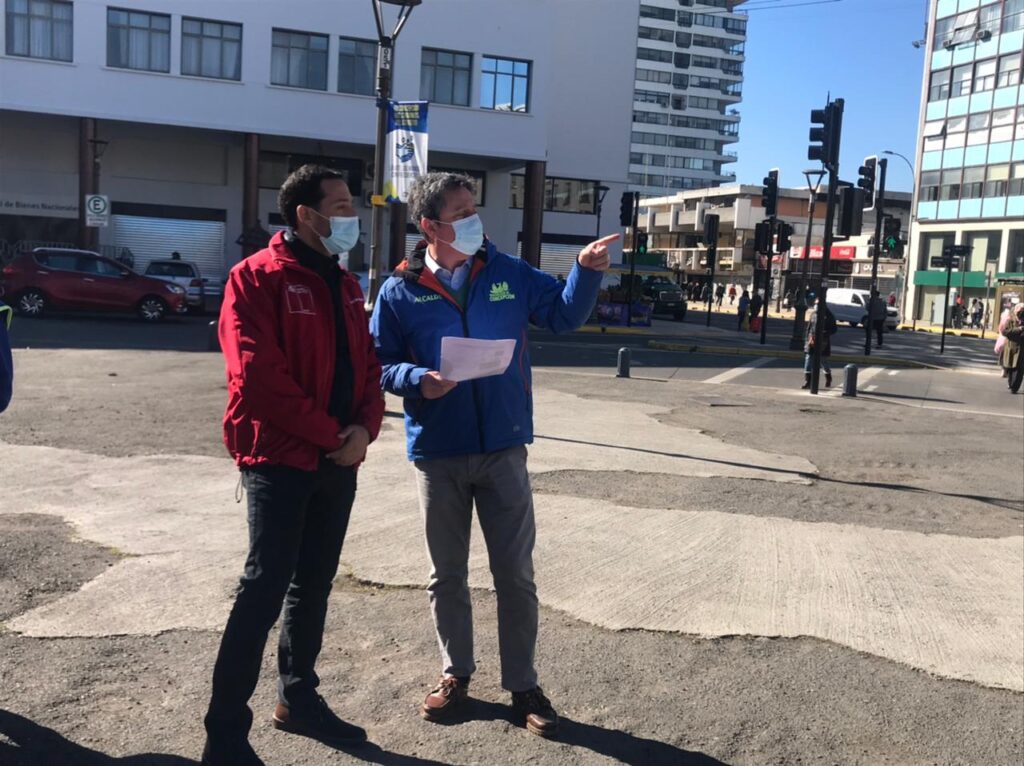 En diciembre iniciarán trabajos de reposición de la Plaza Independencia tras daños ocasionados en octubre de 2019