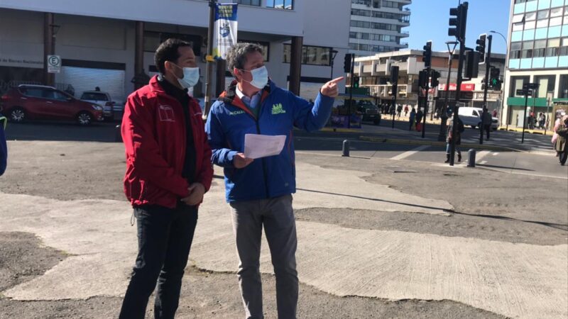 En diciembre iniciarán trabajos de reposición de la Plaza Independencia tras daños ocasionados en octubre de 2019