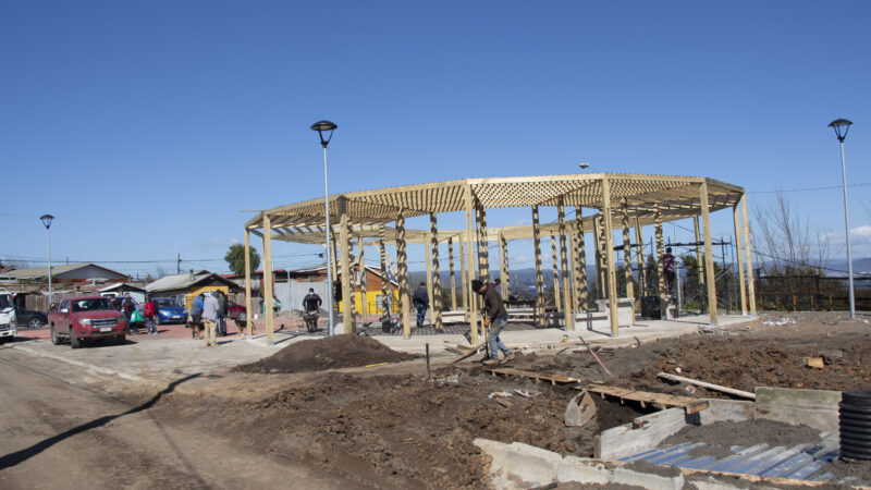 Circuito de plazas con zona de evacuación en cerro de Coronel está en su última etapa de construcción
