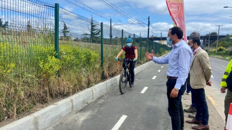 Ciclistas ya pueden utilizar la ruta Alemparte que une Concepción y Hualpén, entregada hoy al uso por el Minvu