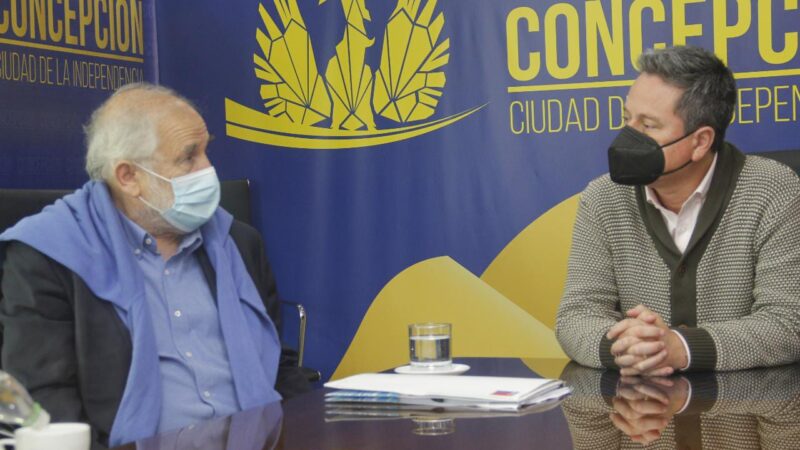 Ministro Carlos Montes se reúne con Alcalde de Concepción para coordinar trabajo en la región en materia habitacional y urbana