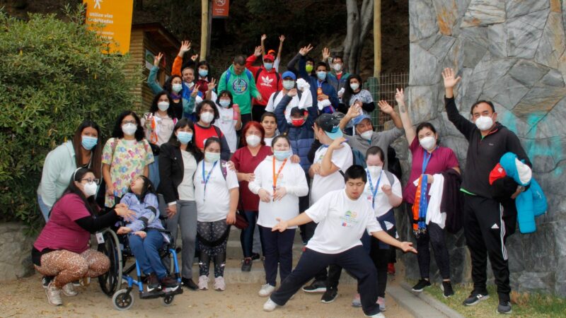 Parque Cerro Caracol celebra junto a estudiantes de Escuela Especial Chile-España Día Mundial de la Actividad Física