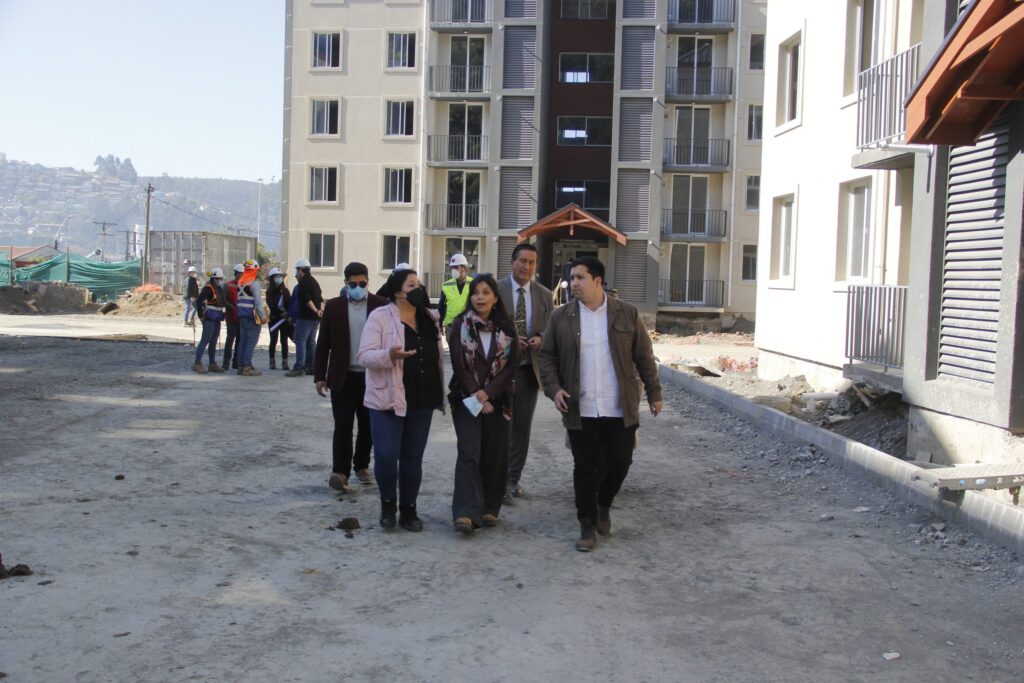 Familias visitaron proyecto habitacional Lota Green que presenta un 80 por ciento de avance