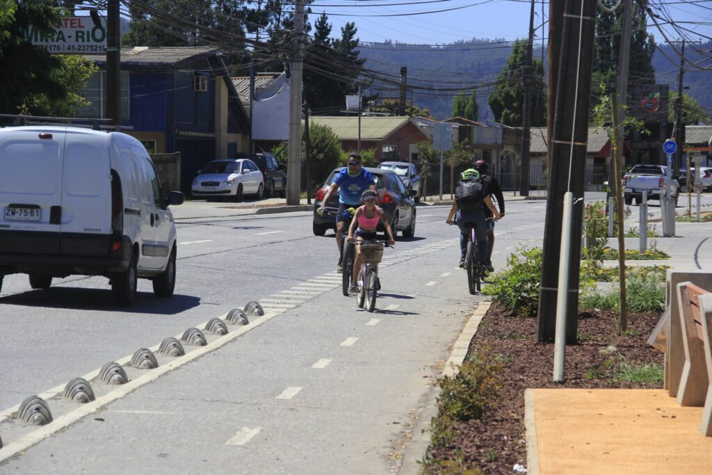 Minvu entrega al uso público ruta peatonal inclusiva en San Pedro de la Paz Histórico
