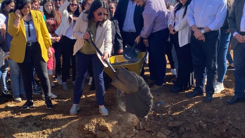 Familias de campamentos de Talcahuano dieron el vamos a la construcción de sus viviendas