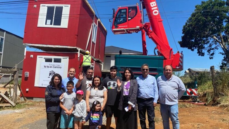 Dos familias de Tomé reciben su vivienda definitiva del tipo industrializada