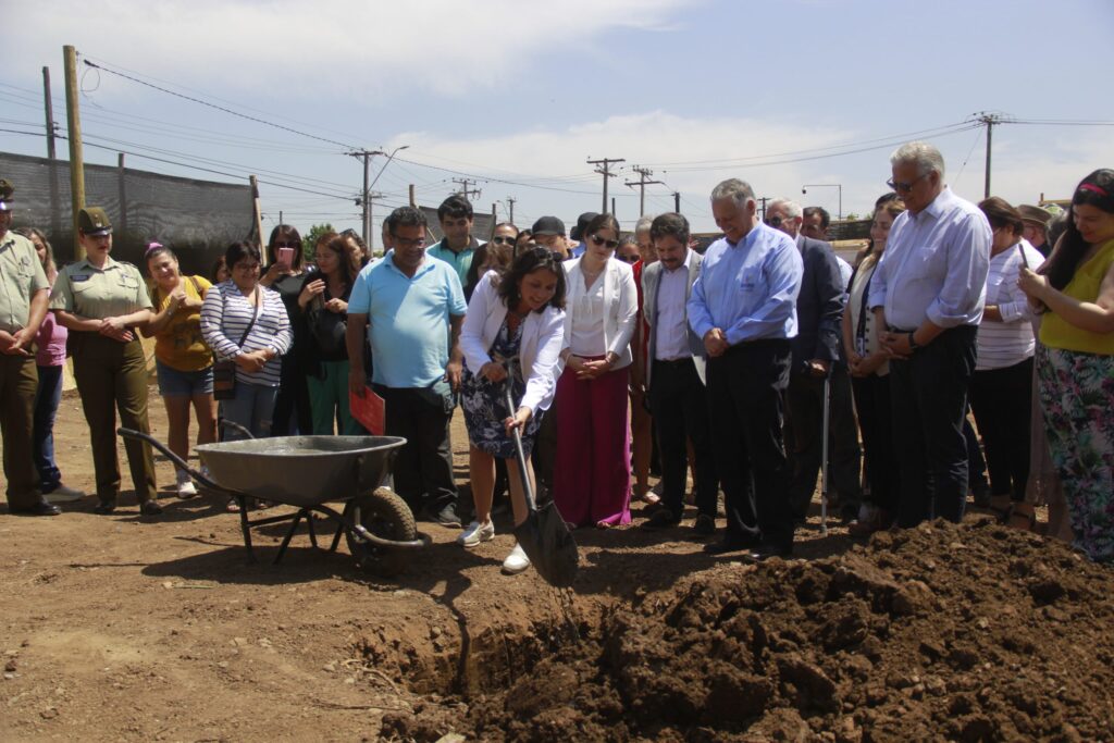 Minvu inicia la construcción del centro de cuidado y protección en Los Ángeles