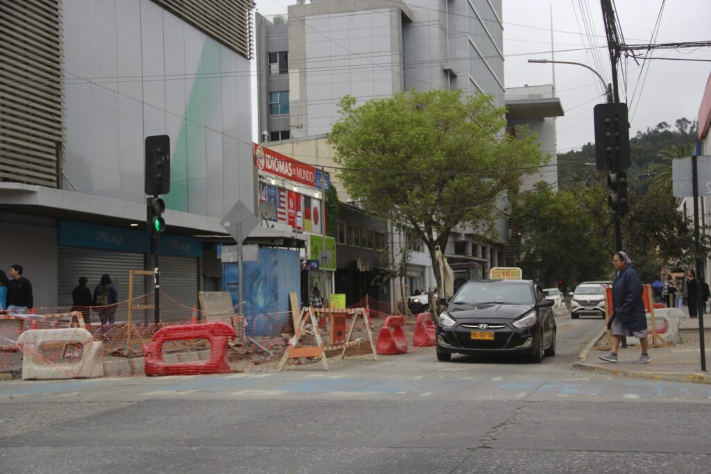 Avanzan proyectos de Pavimentación Participativa del Minvu en el Centro penquista