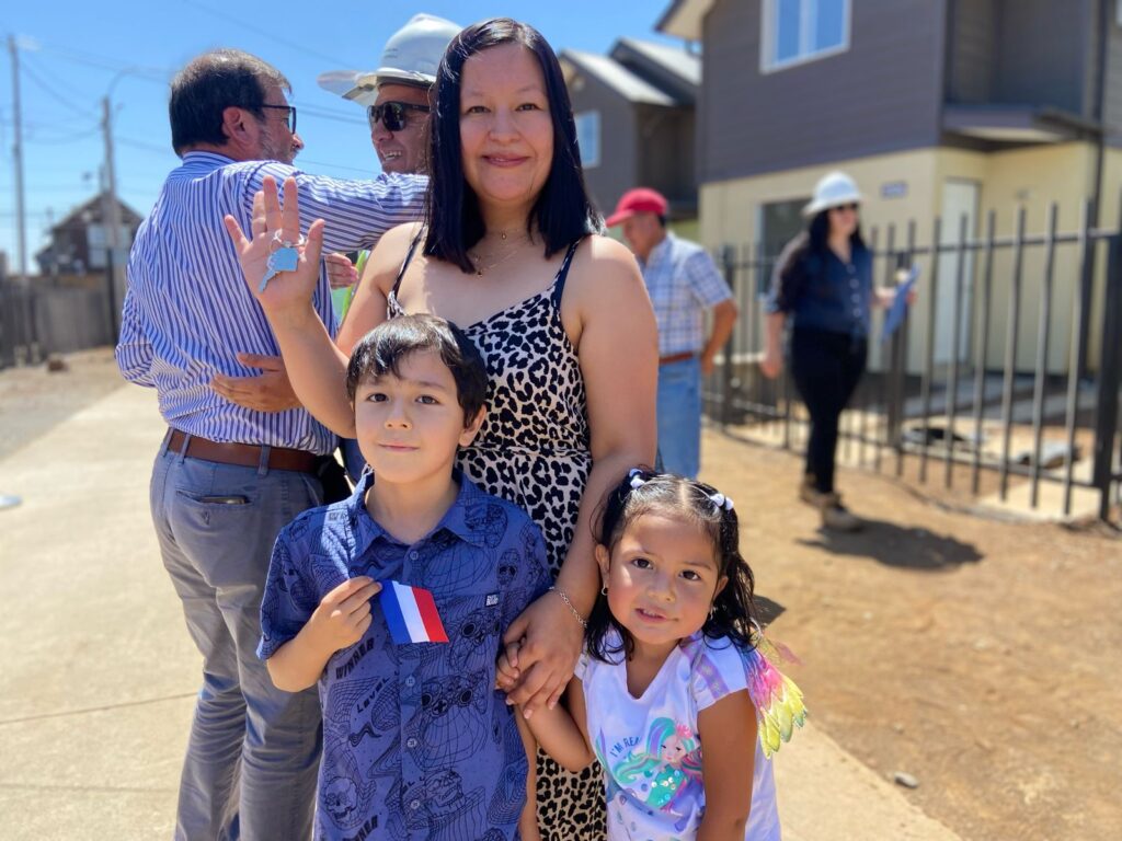 350 familias son beneficiadas con proyectos habitacionales del Minvu en Los Ángeles