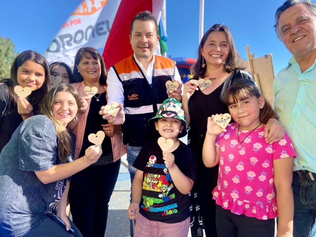 Con fiesta ciudadana 552 familias dan la bienvenida a Quiero mi Barrio en Coronel