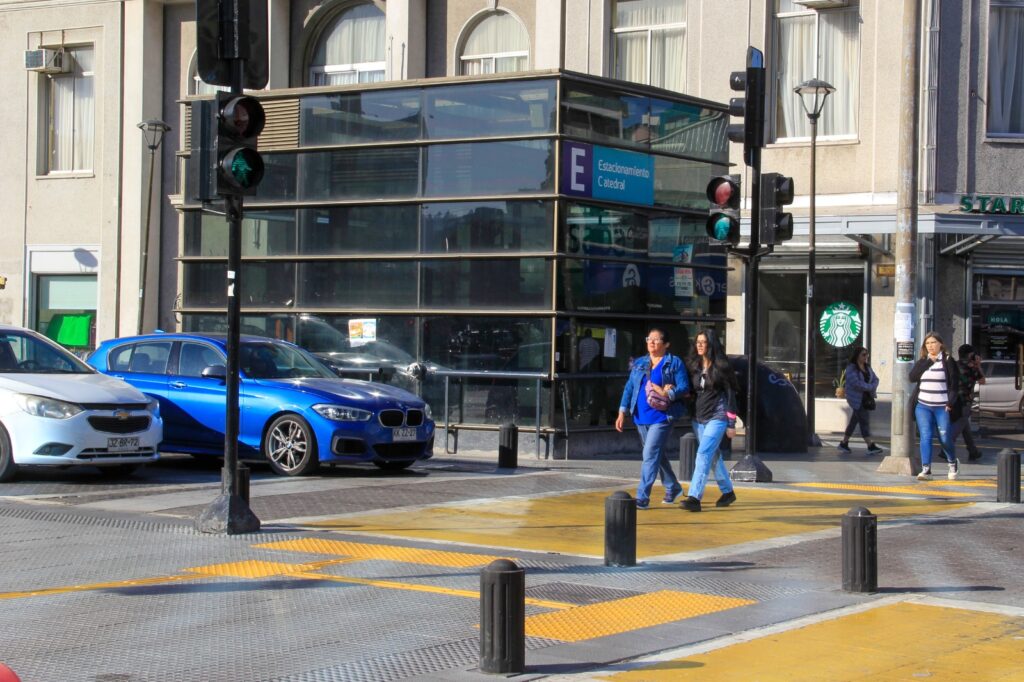 Minvu dará nuevo estándar a las aceras de avenida O’Higgins en Concepción