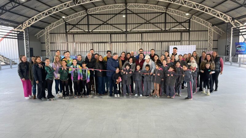 Inauguran cancha deportiva para niños, niñas y jóvenes de Los Ángeles