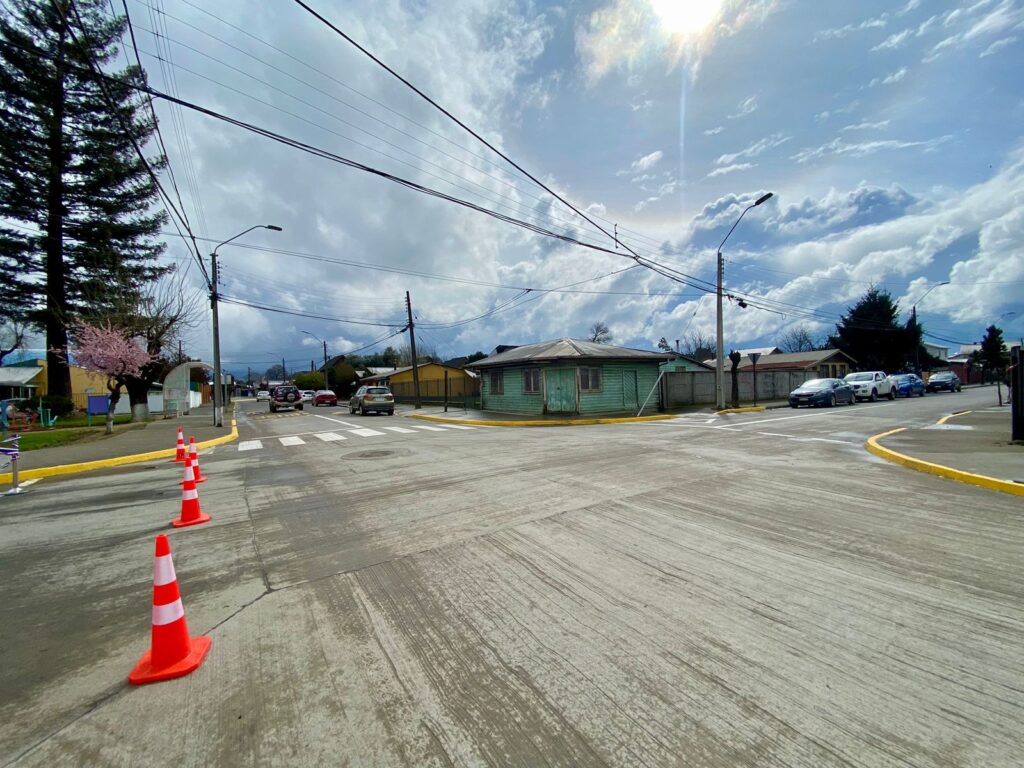 Minvu pavimenta importantes vías en Santa Juana con una inversión de 600 millones de pesos