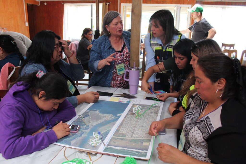 Familias de San Pedro de la Paz y Arauco repasan aprendizajes del Terremoto y Tsunami del 2010