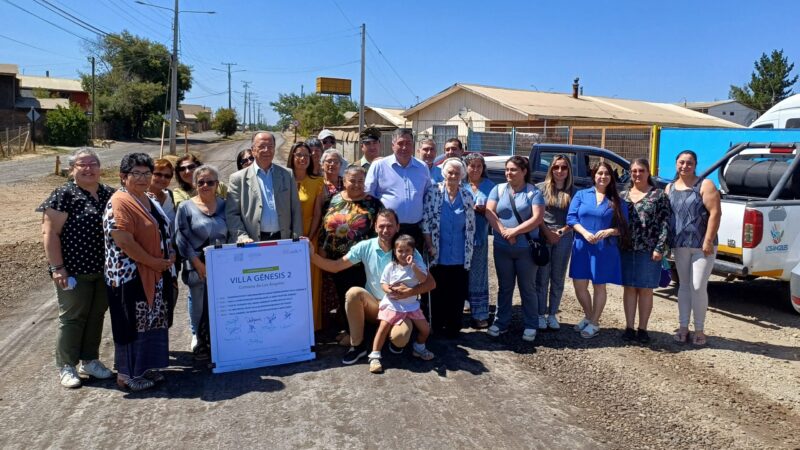 Quiero mi Barrio inicia nueva etapa de trabajo en Villa Génesis en Los Ángeles con simbólica firma de contrato
