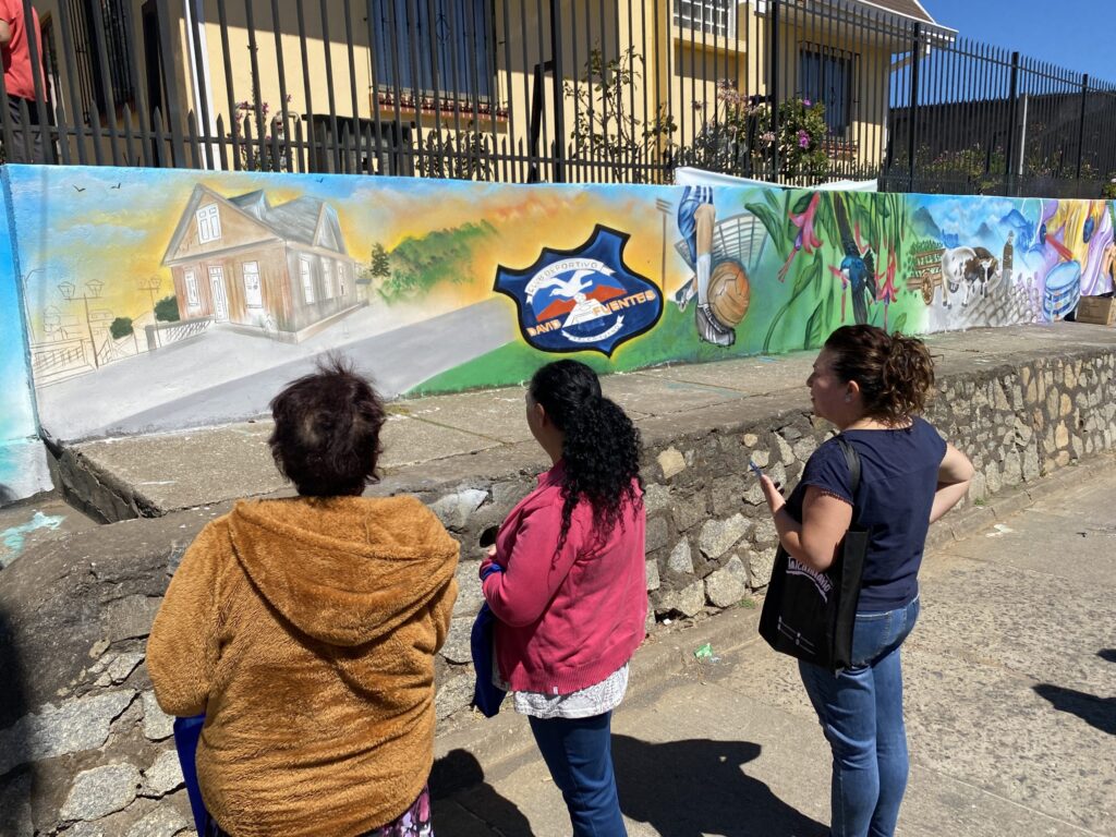 Murales con historia: El arte como homenaje a la memoria y patrimonio del Cerro David Fuentes