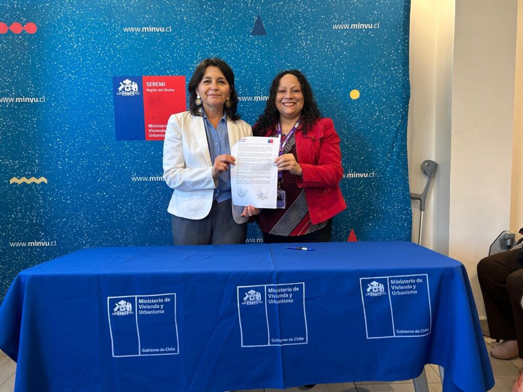 Seremi de Vivienda y PRODEMU firman convenio que impulsa el empoderamiento y la autonomía de las mujeres
