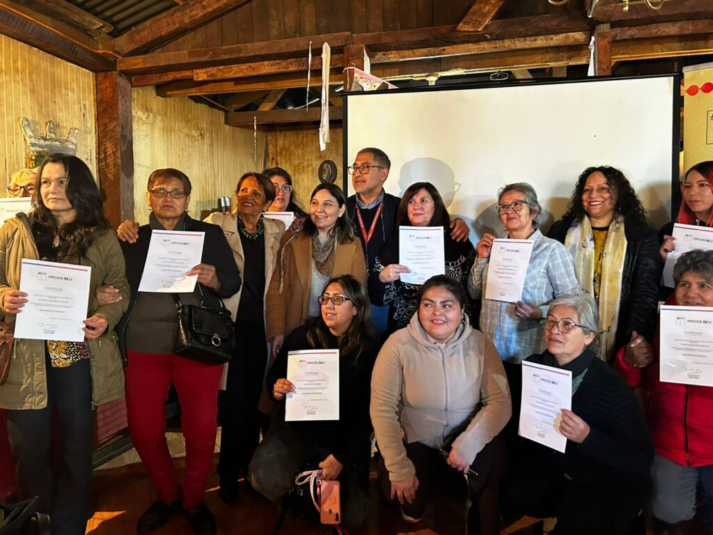 Mujeres de Villa Génesis culminan proceso formativo con enfoque en derechos sexuales y reproductivos