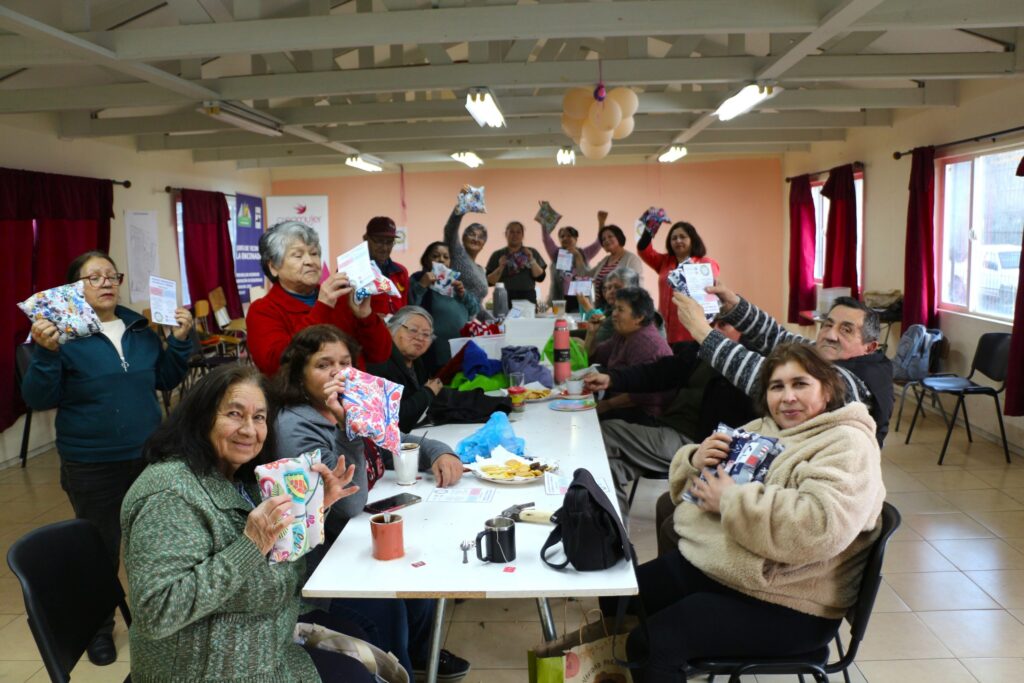 Mujeres de Hualqui se capacitan y enseñan lo aprendido a sus vecinos