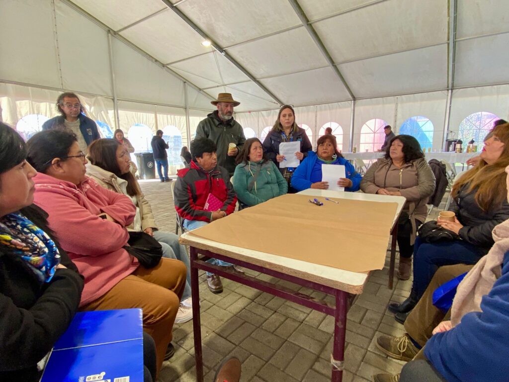Dirigentes y dirigentas de la provincia de Arauco exponen sueños y anhelos en diálogo sobre “Vivienda, barrio y ciudad”