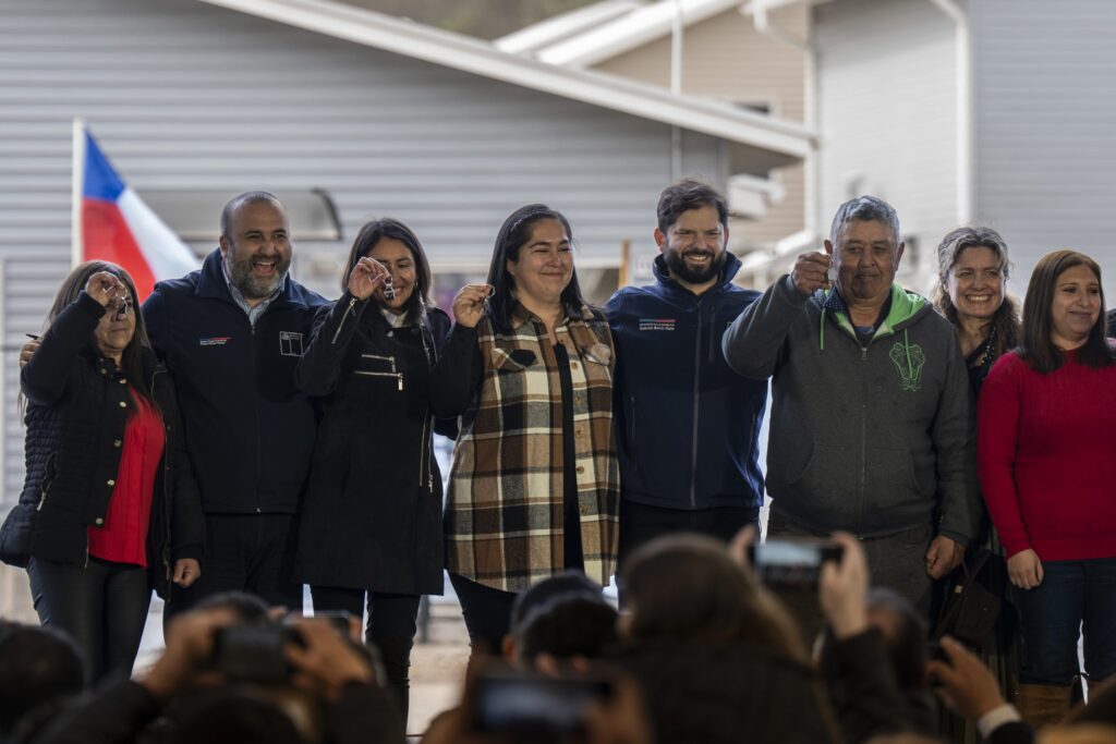 Presidente de la República, Gabriel Boric Font, encabeza la entrega de nuevas viviendas en Hualqui: “Estamos construyendo comunidad”