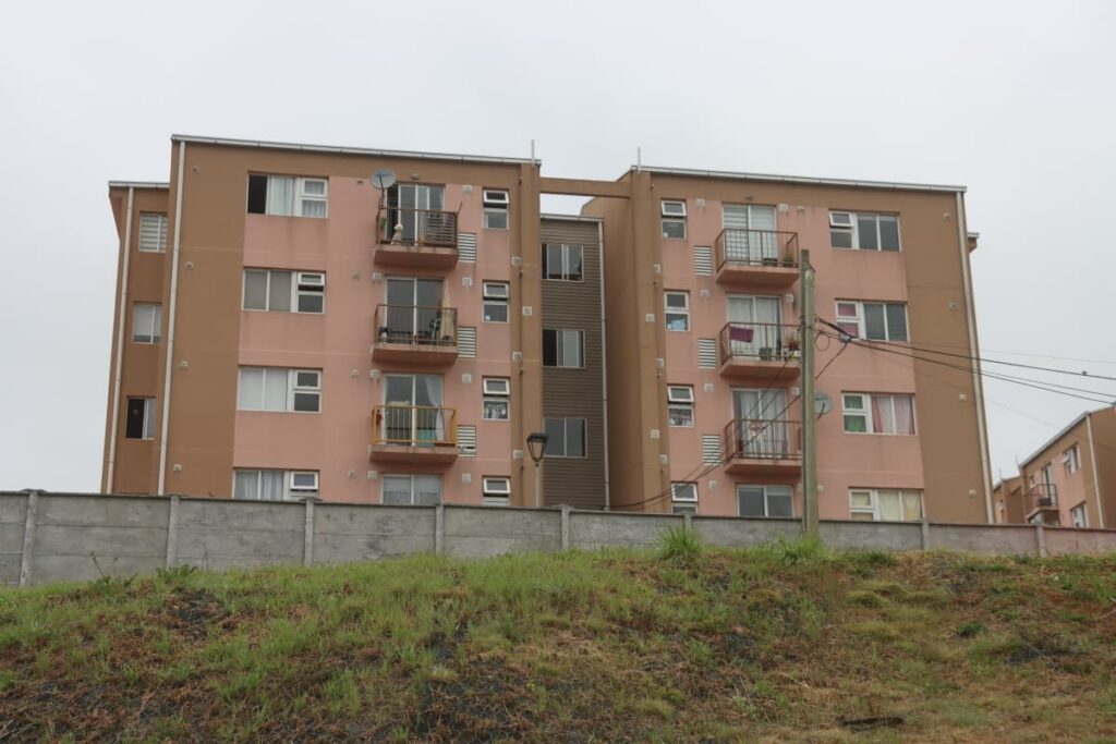 Minvu entrega más de $4 mil millones para mejorar la calidad de vida de 400 familias en condominios sociales de la Provincia de Concepción
