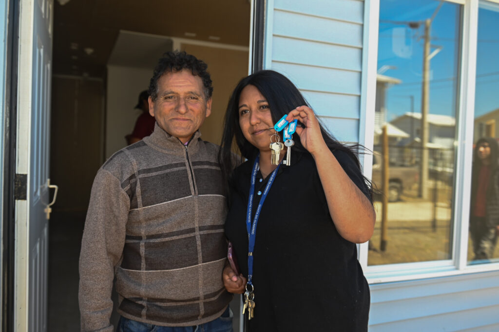 Autoridades y familias destacan beneficios del Plan de Emergencia Habitacional y apelaron a su continuidad