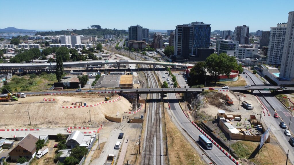 Autoridades regionales destacan avances en obras que conectan Concepción con San Pedro de la Paz y el río Biobío