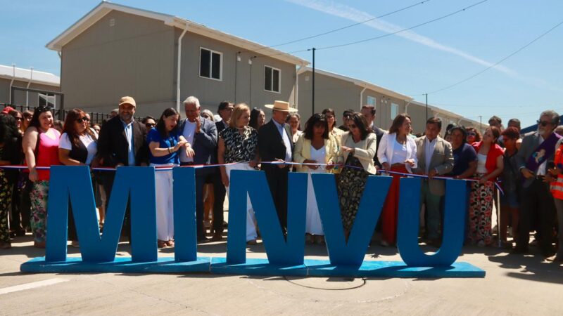 Los Ángeles suma 298 familias propietarias de sus viviendas y el PEH supera 150% de cumplimiento en la provincia