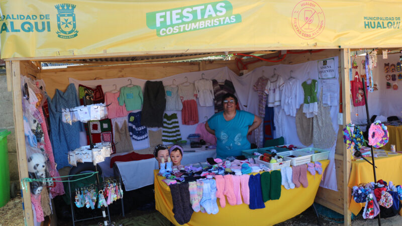 Emprendedoras de barrio Rinconada y Rucalhue destacan aprendizajes del programa Quiero Mi Barrio en la Fiesta del Choclo de Hualqui