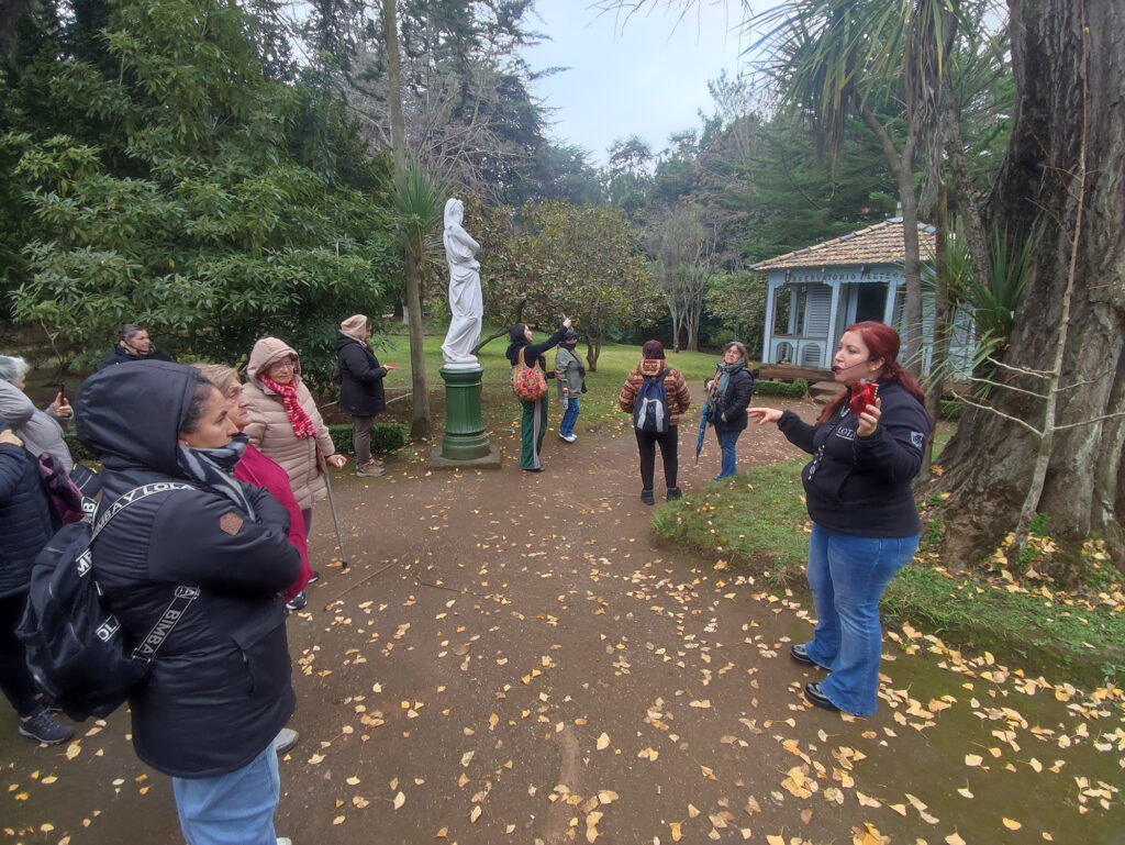 Quiero mi Barrio y Duoc UC fortalecen el valor del patrimonio local a través de un recorrido educativo en el Parque Lota