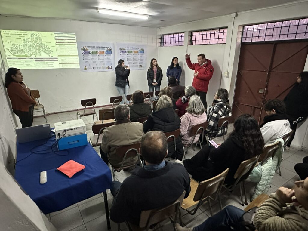 Vecinos de Lirquén aprueban proyecto de iluminación y capacitaciones del programa Quiero mi Barrio
