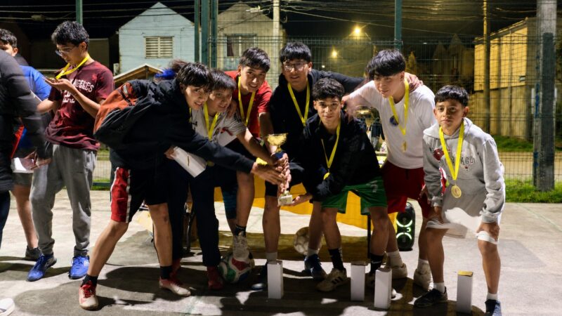 Niños y jóvenes de Hualqui cerraron tres años de talleres deportivos impulsados por Quiero mi Barrio