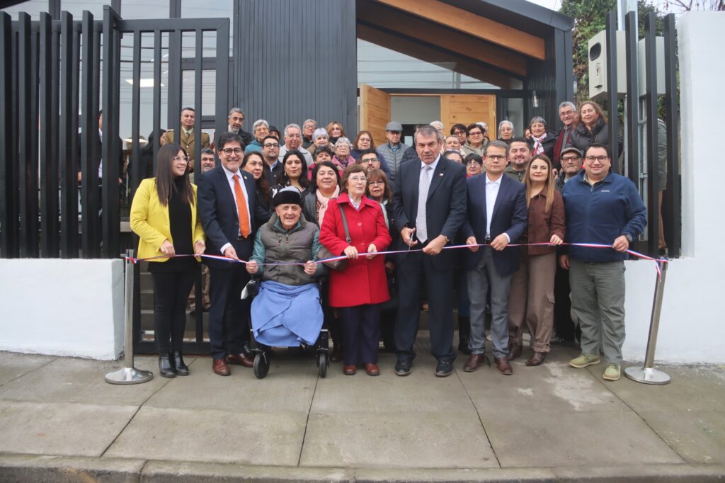Inversión de $315 millones del Programa Pequeñas Localidades genera nuevo espacio para adultos mayores en San Rosendo