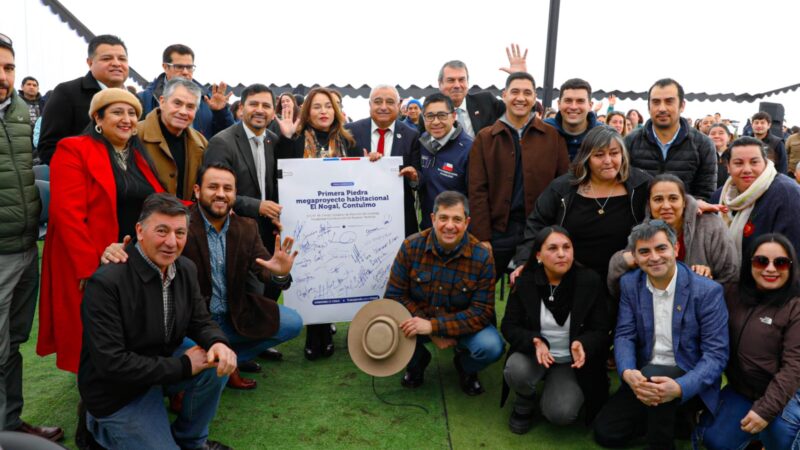 Autoridades y beneficiarios dan “el vamos” a Megaproyecto El Nogal de Contulmo con instalación de primera piedra