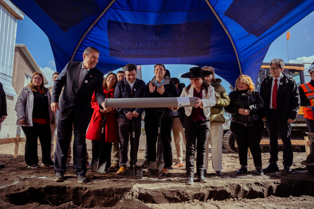 Cabrero da el vamos a megaproyecto habitacional Mi Bendición: 375 familias reciben sus subsidios y celebran primera piedra