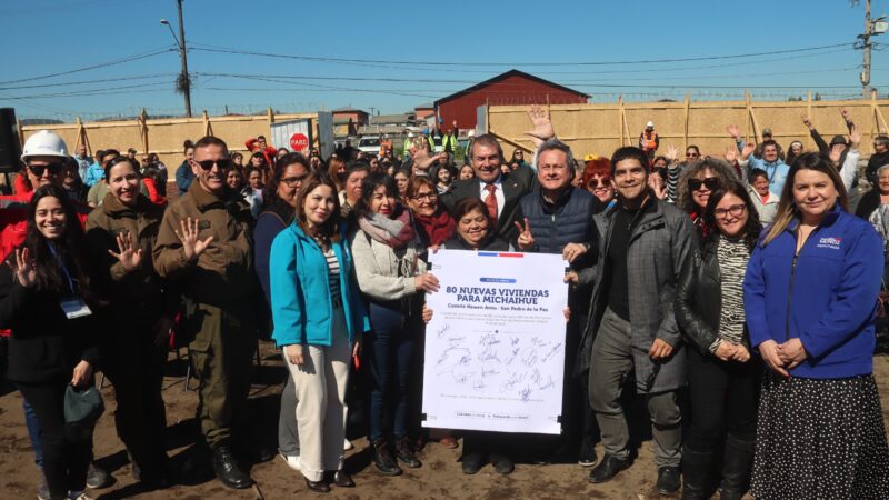 Plan de regeneración en Michaihue avanza con inicio de construcción de 80 viviendas del comité habitacional Newen Antu
