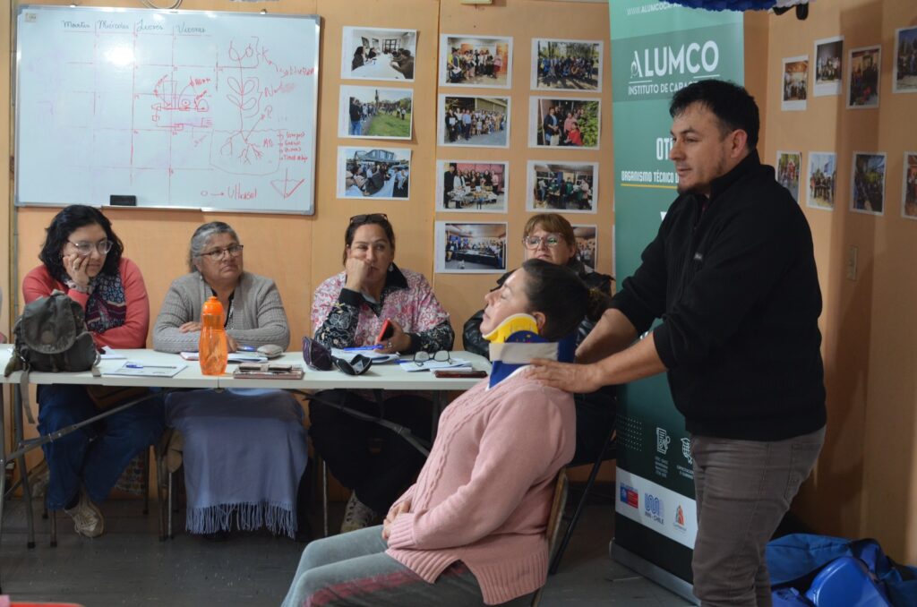 Vecinos de Santa Juana se certifican como brigadistas de emergencia y fortalecen la prevención comunitaria